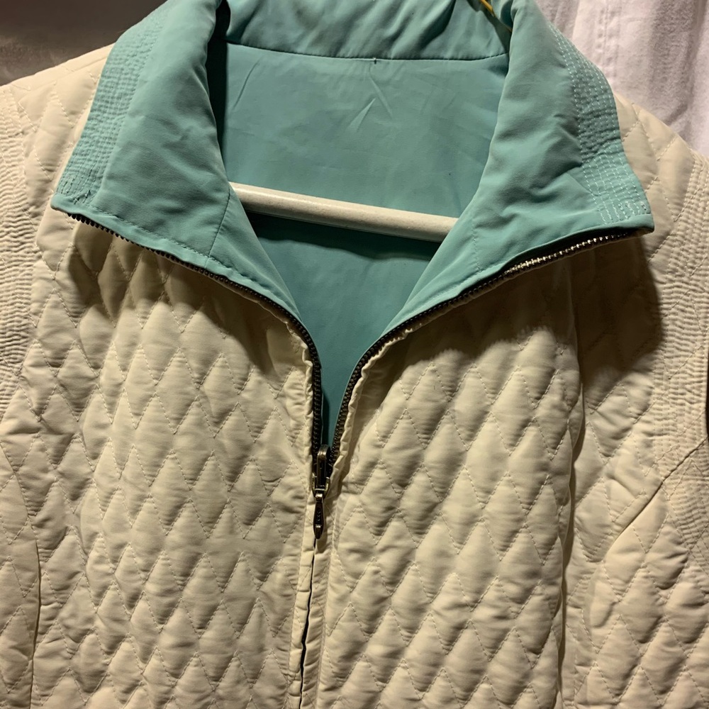 Vest - Picture 2 of 3